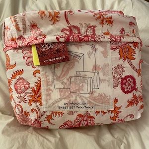 Roller Rabbit Twin/twin XL sheet set